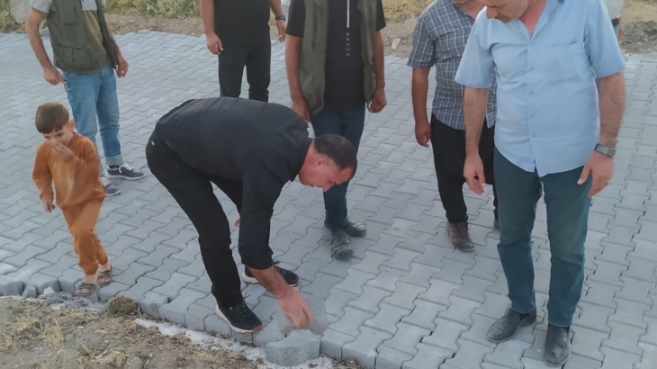 Döğer (Dıbne) Köyünde Kilitli Parke çalışması